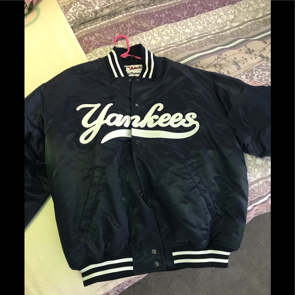 Yankees puffer jacket